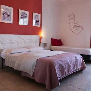 ** Bed and breakfast Piramide Terrace Italia