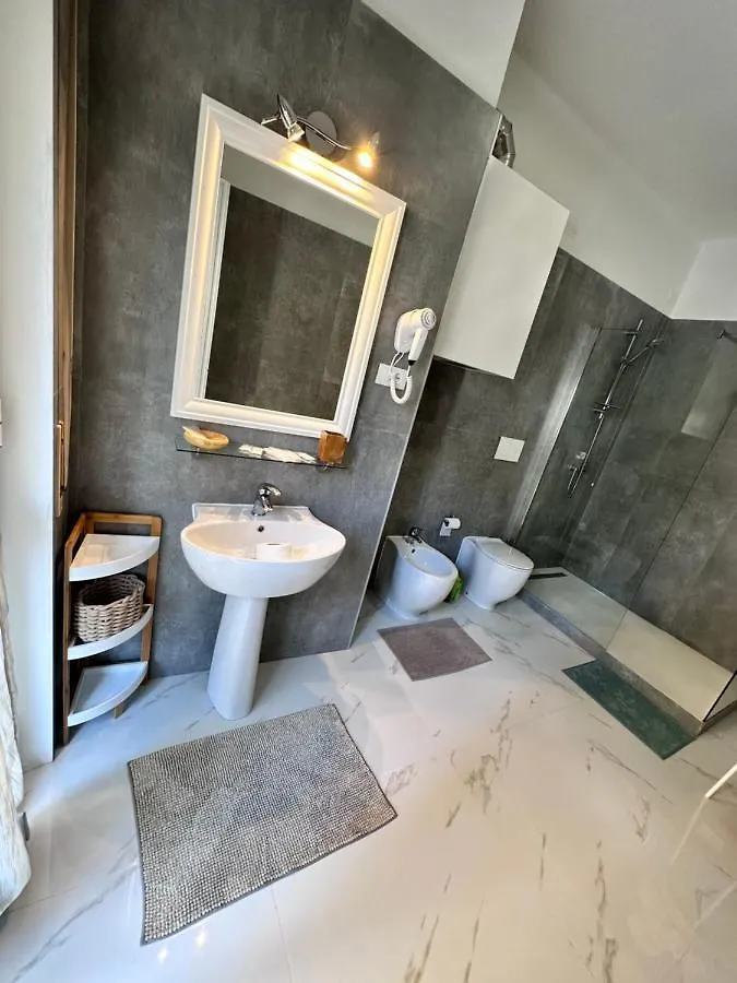 Hotel Gold House 2 La Spezia