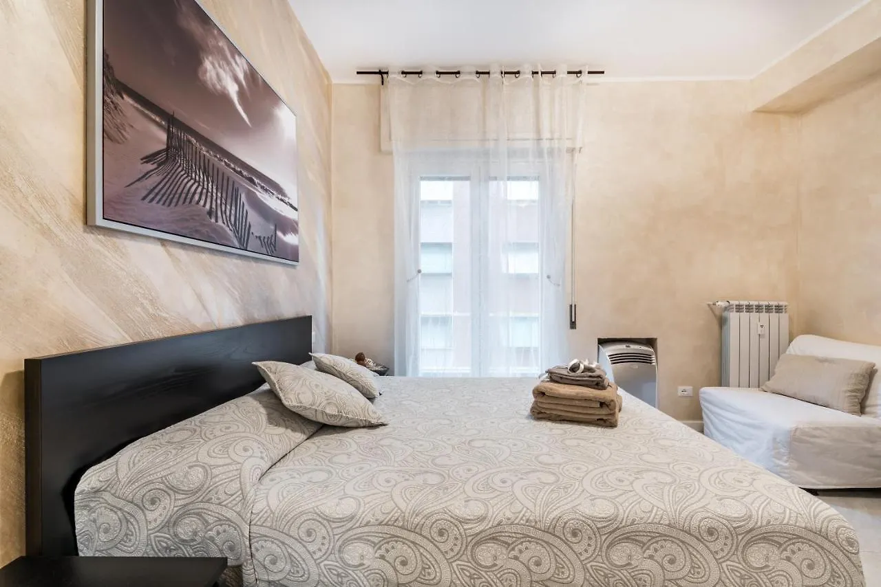 Hotel Gold House 2 La Spezia Italia